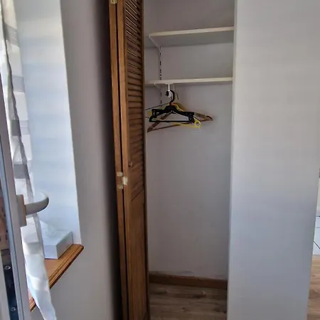 D Hotes Chez Georges Отель типа 