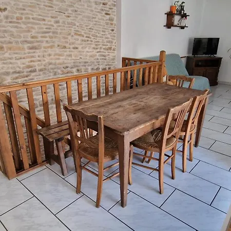 D Hotes Chez Georges Отель типа 